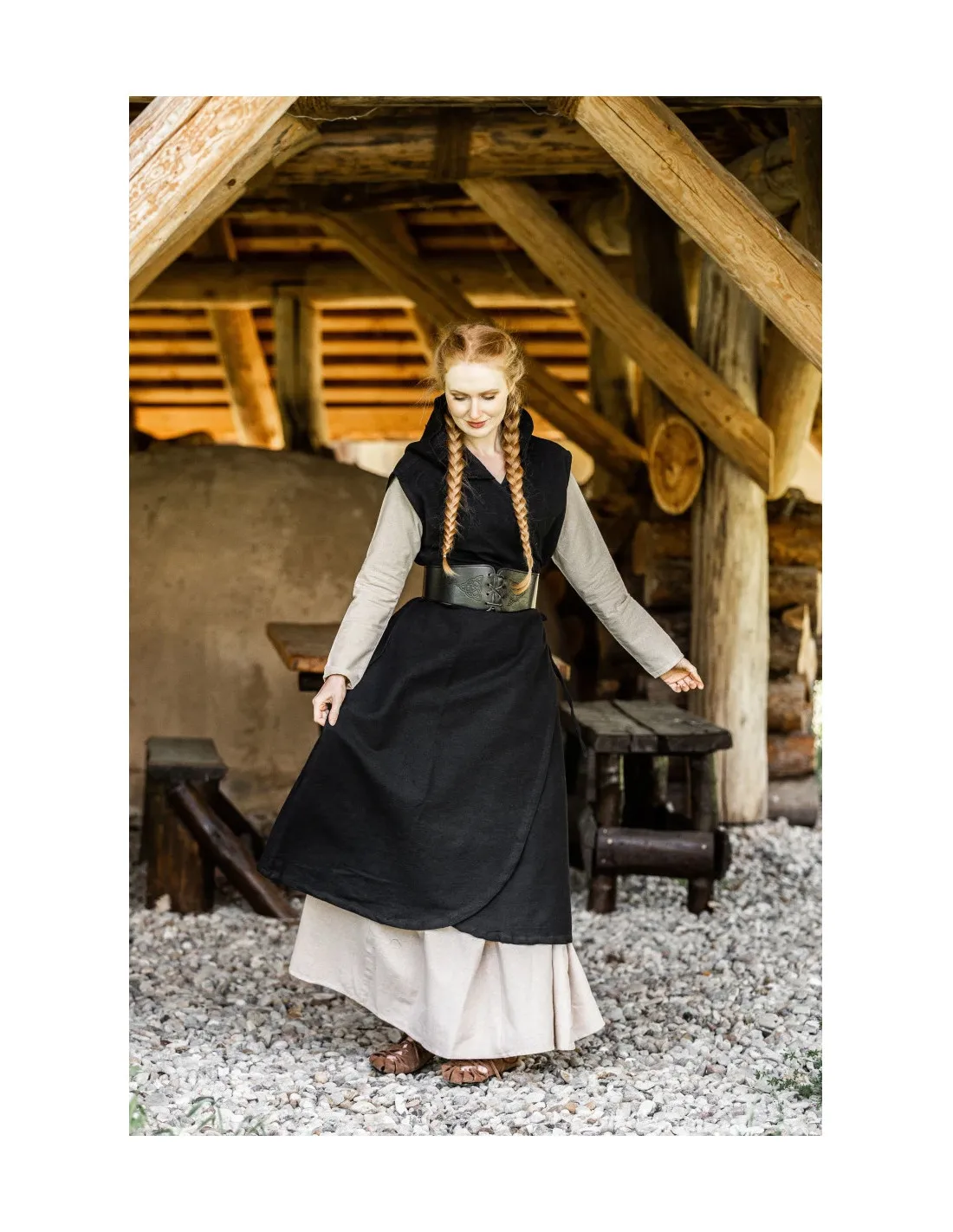 Vestido ajustable modelo Gerlin, color negro
